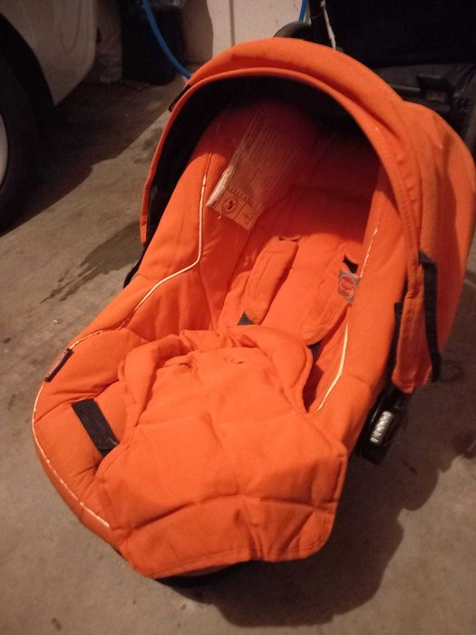 Carrinho de Bebé - Bebecar (9 - 18 Kg)
