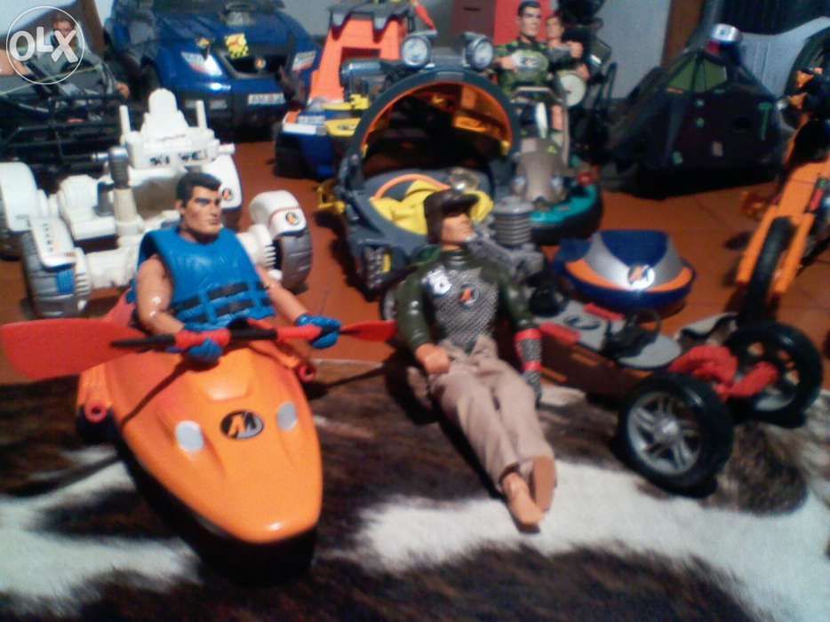 Coleção Barbie e Action Men/Ken (carros, acessórios, etc.)