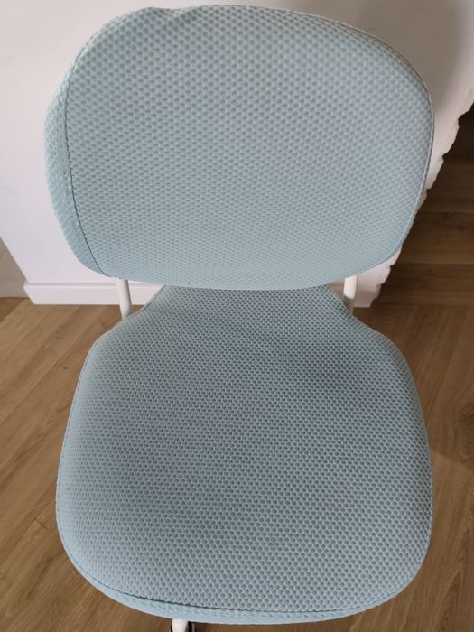 Dziecięce krzesło biurowe obrotowe vimund Ikea