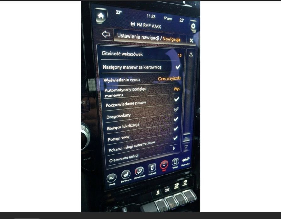 Polskie menu jezyk Uconnect5 dodge chrysler