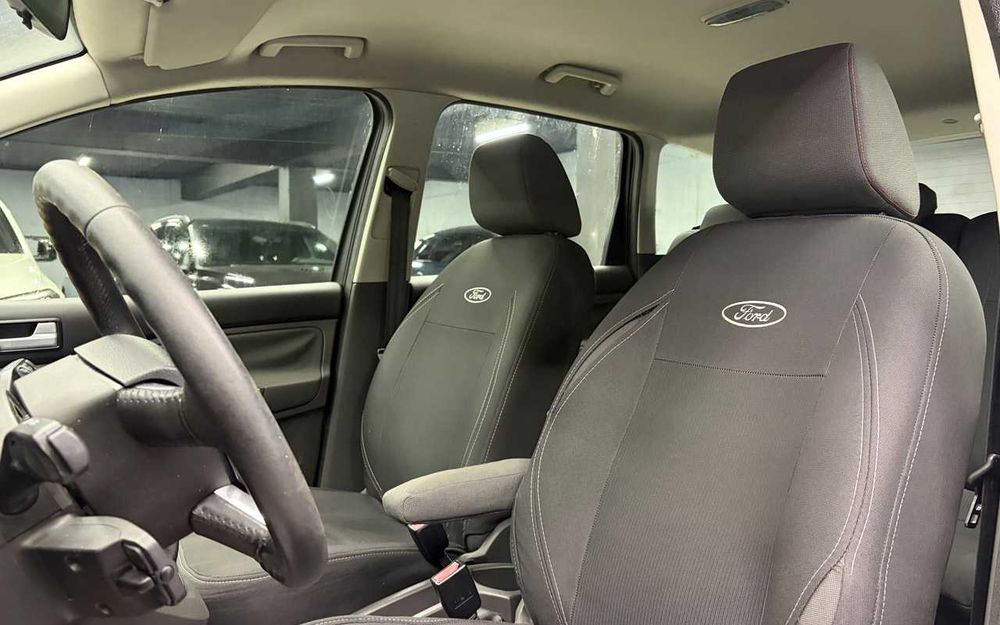 Ford C-Max 2010 року
