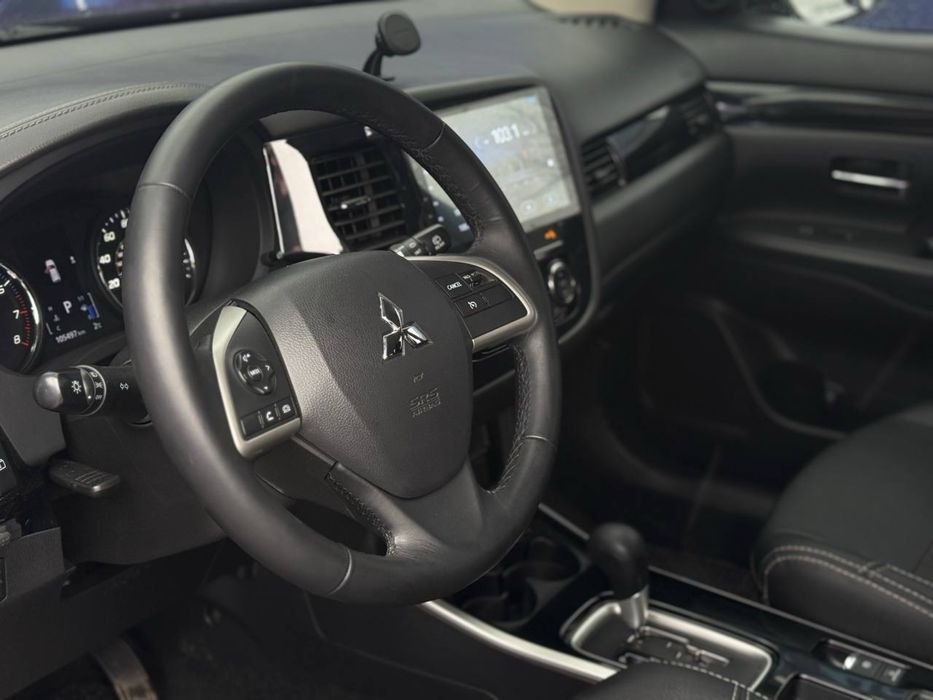 Mitsubishi Outlander 2019 рік можливий ОБМІН