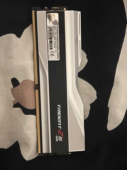 RAM G.SKILL Trident Z5 RGB 64GB (2x32GB) DDR5, 6000 MHz, CL30