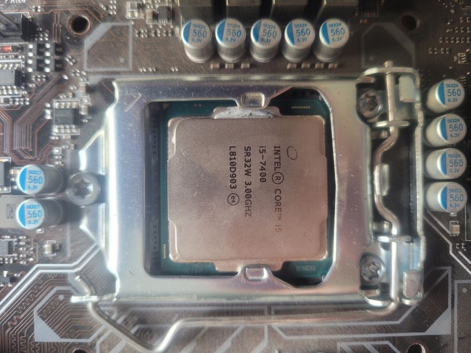 i5 7400 - купити комплектуючі для ПК - Ціна на OLX.ua