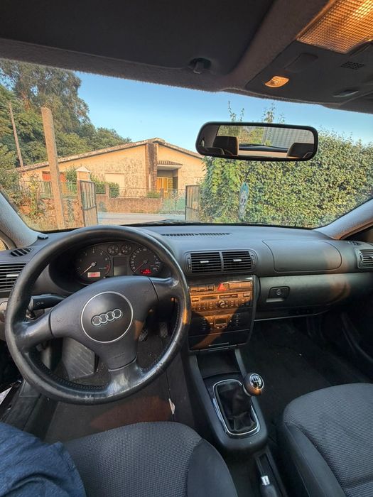 Audi A3 8L 1.6 SR | AC | Bateria Nova | Bom Estado
