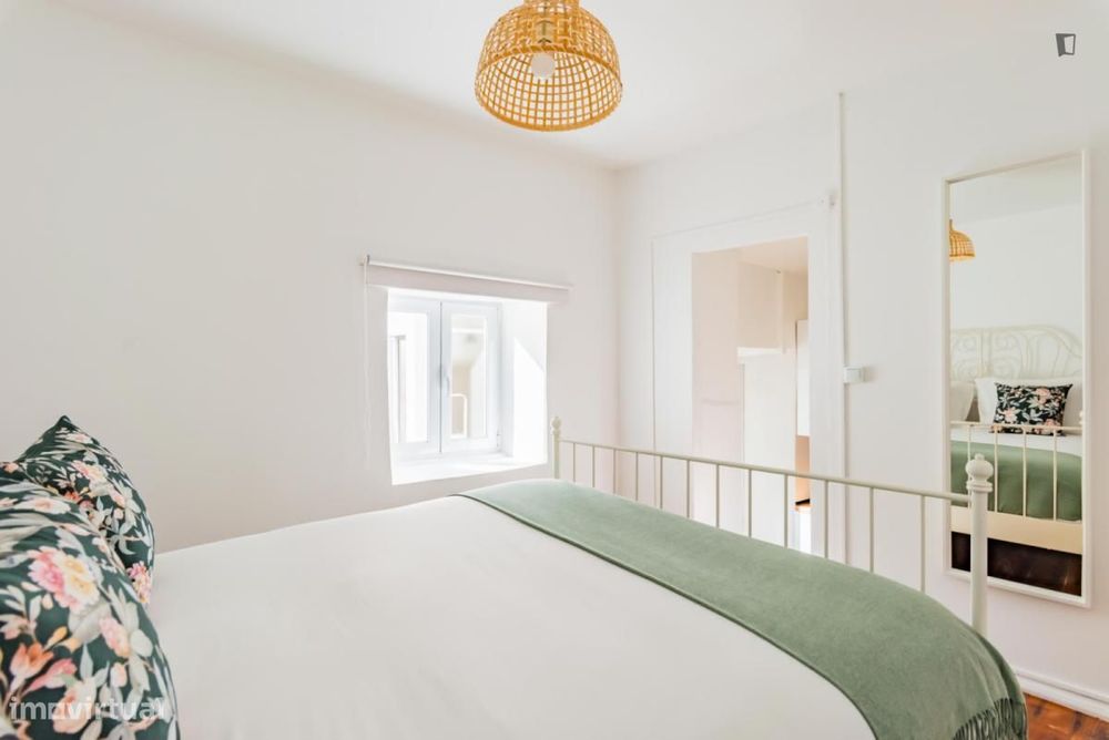 Apartamento com 2 quartos - localizado em Intendente Lisbon
