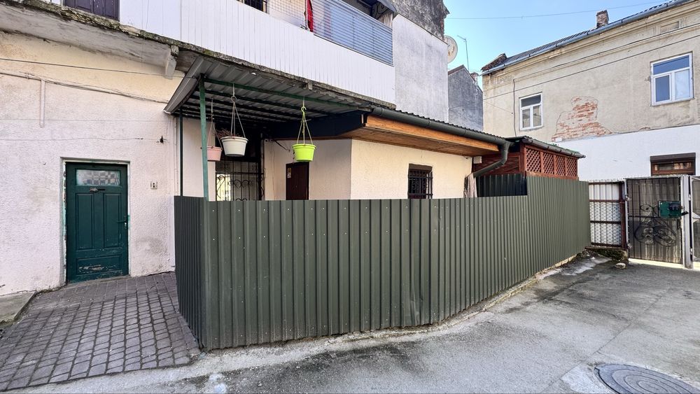 Продаж 2-кімнатної квартири в центрі міста