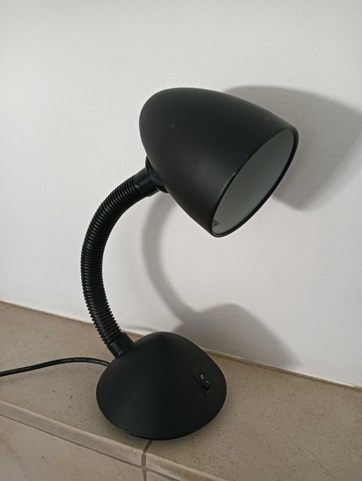 Candeeiro de secretária preto