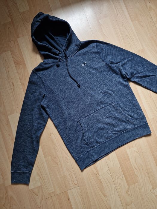 Bluza Hollister 
Rozmiar: M
Wymiary:
Szerokość mierzona pod pachami: 2