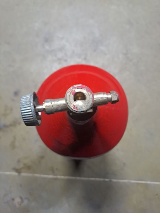 Балон вуглекіслотний толстосценний