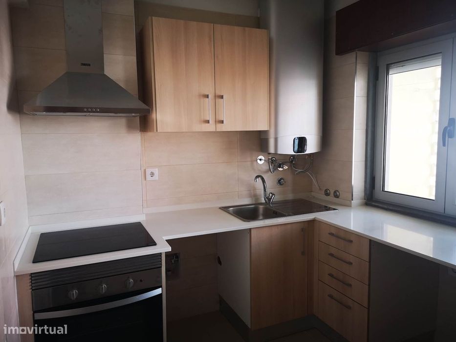 Apartamento T2 no Centro da Parede