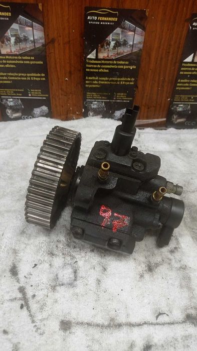 Bomba injetora Peugeot 407   2.0 HDI 136CV     do motor RHR