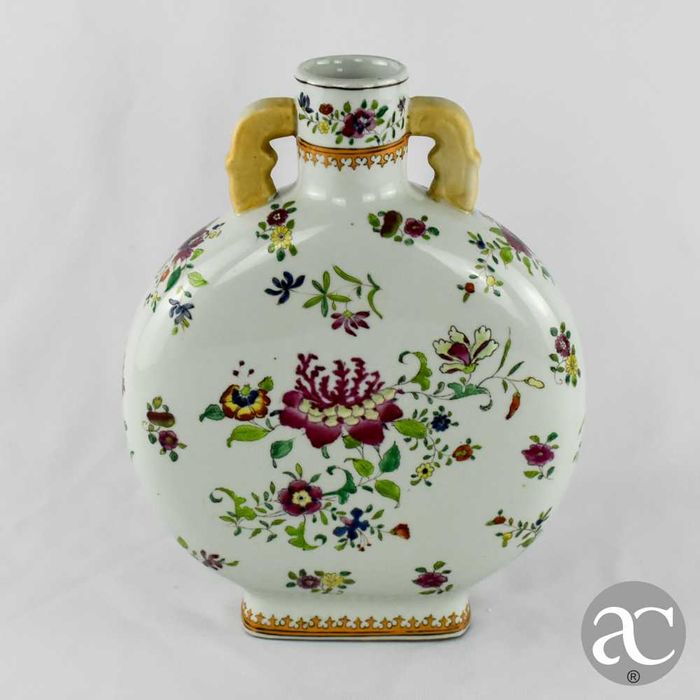 Cantil em porcelana da China, Família Rosa