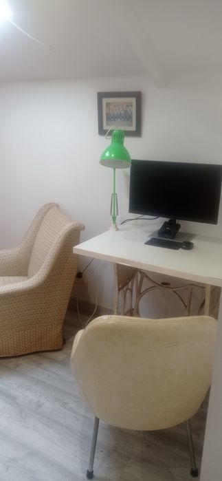 Quarto para aluguer mensal