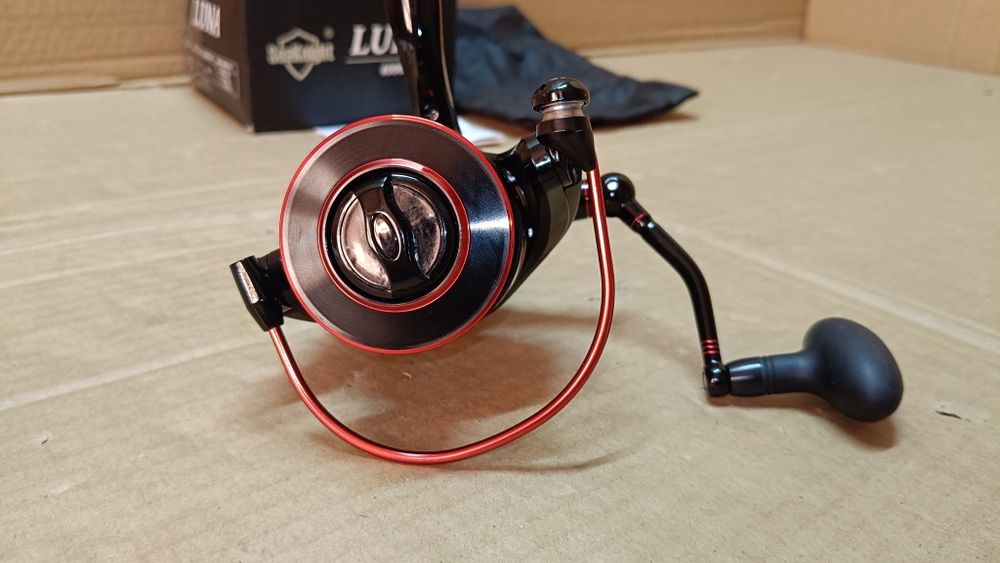 SeaKnight Luna kołowrotek karpiowy 9+1BB spinningowy