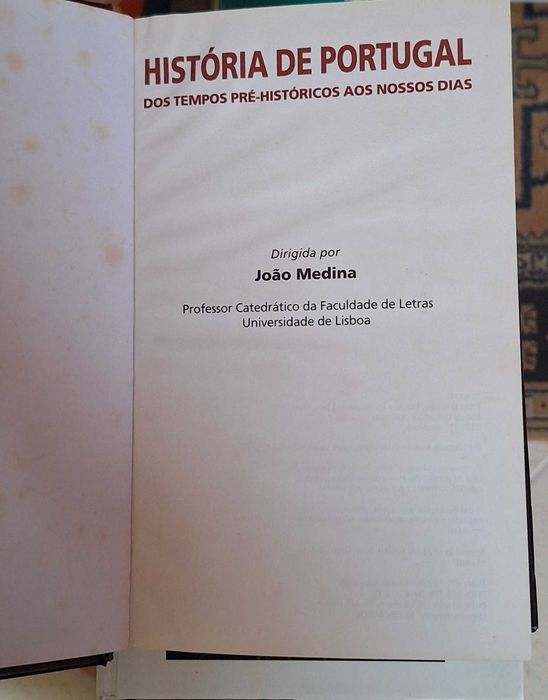 Livro coleção da "Círculo de Leitores"