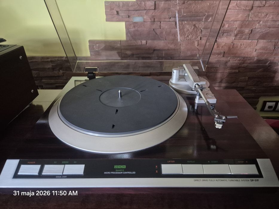 Gramofon Denon DP-51F