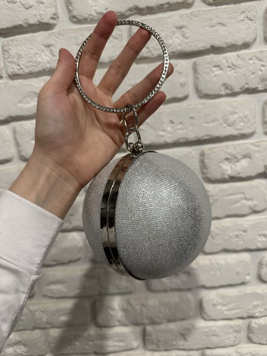 Сумка вечірня клатч куля шар срібло