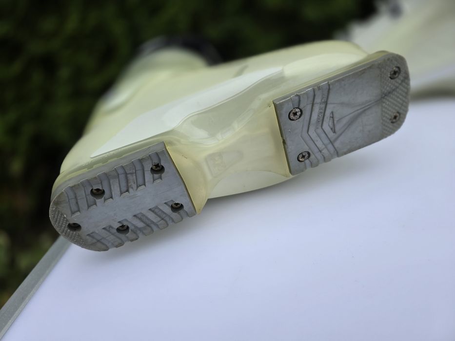 Sprzedam bardzo zadbane,super buty narciarskie Salomon  40 wkł 26-26.5