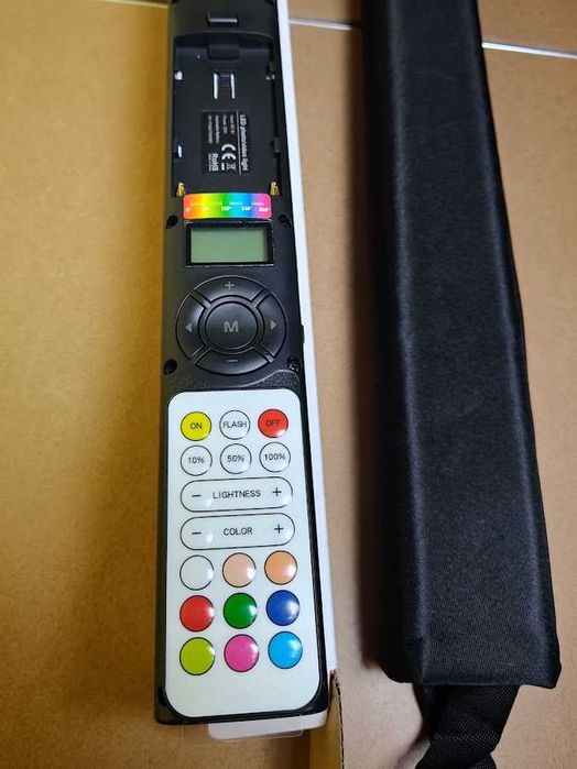 Tubo de Luz LED RGB Tolifo ST-20RGB com Comando e Bolsa – Novo