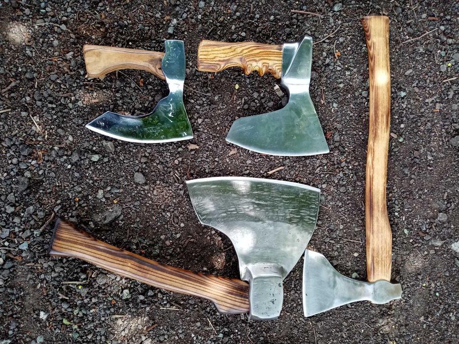 Кулачный топор ручной работы