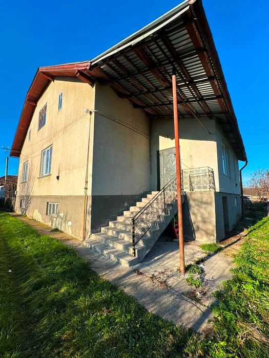 Продається житловий будинок