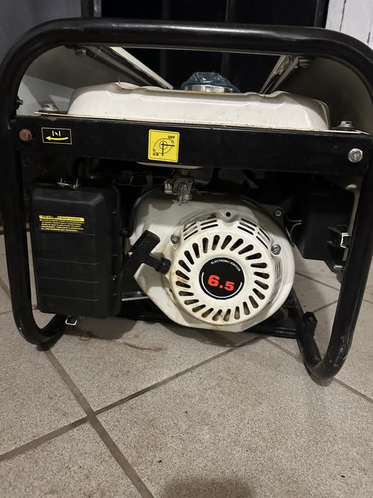 Генератор бензиновий