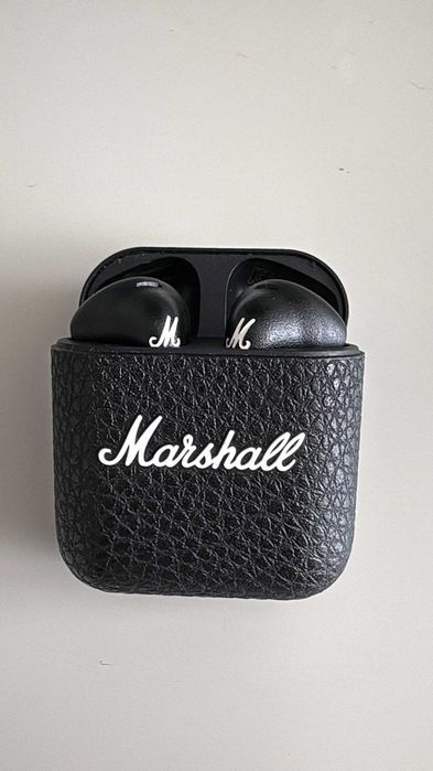 Marshall Minor IV — Auriculares Bluetooth TWS Pretos (c/ estojo e cabo)