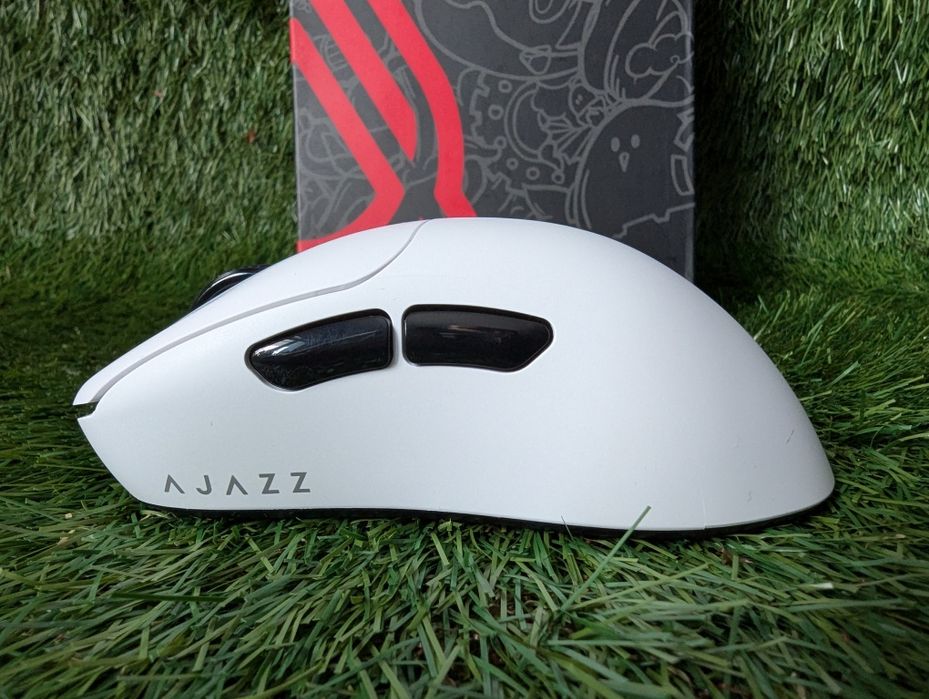 Горбата Ajazz aj179 / paw3395 топовий сенсор