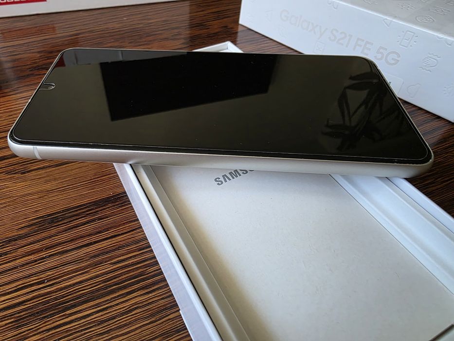 telefon Samsung S21FE
