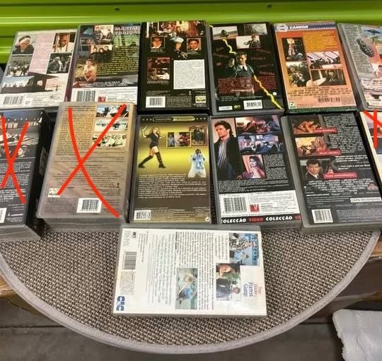 Filmes em VHS (vários géneros)