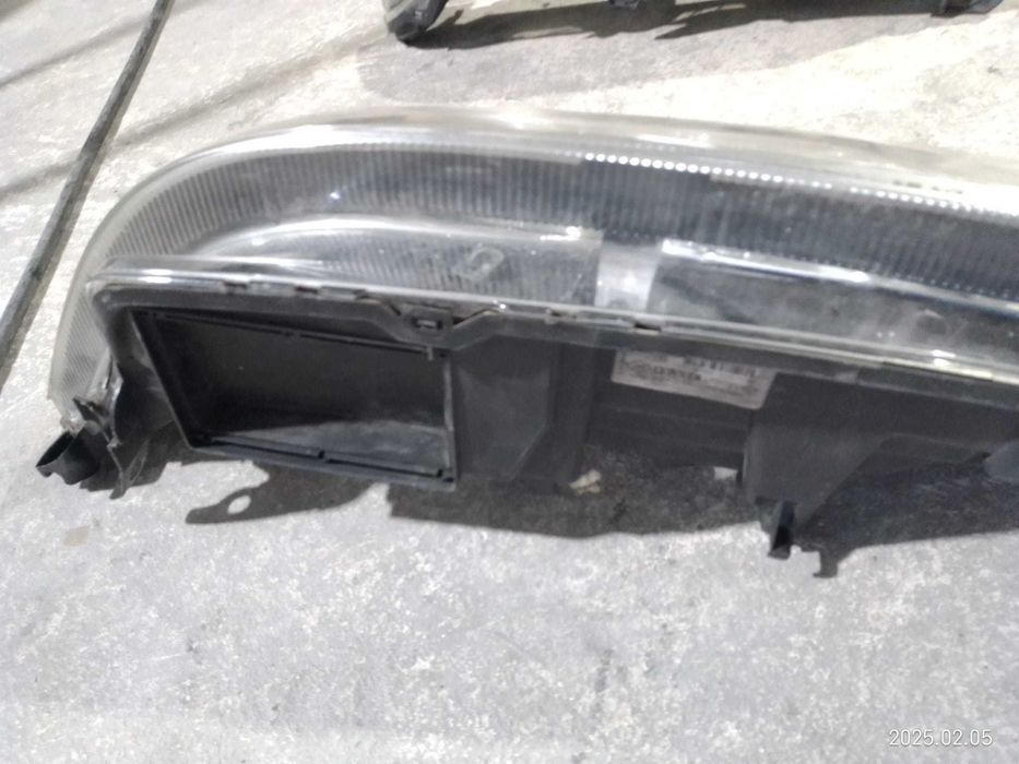 Otica farol drt e esq Renault Laguna II