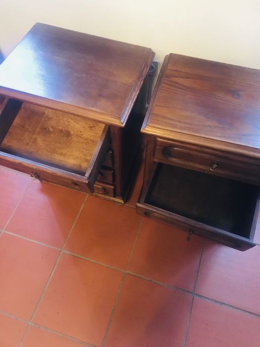 Mesa de cabeceira