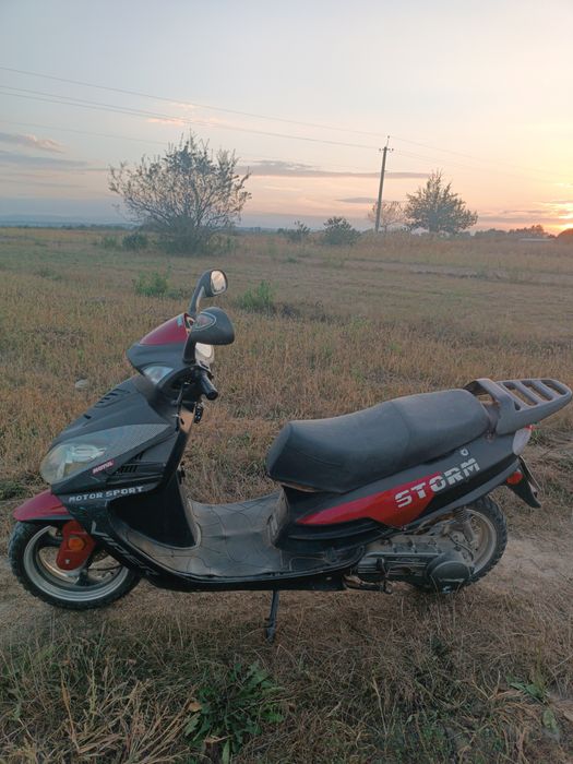 Скутер Viper Storm