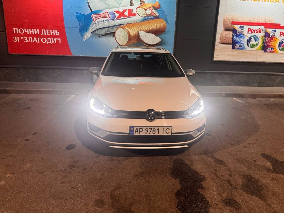 Volkswagen Golf Alltrack VW GTI GTR GTD