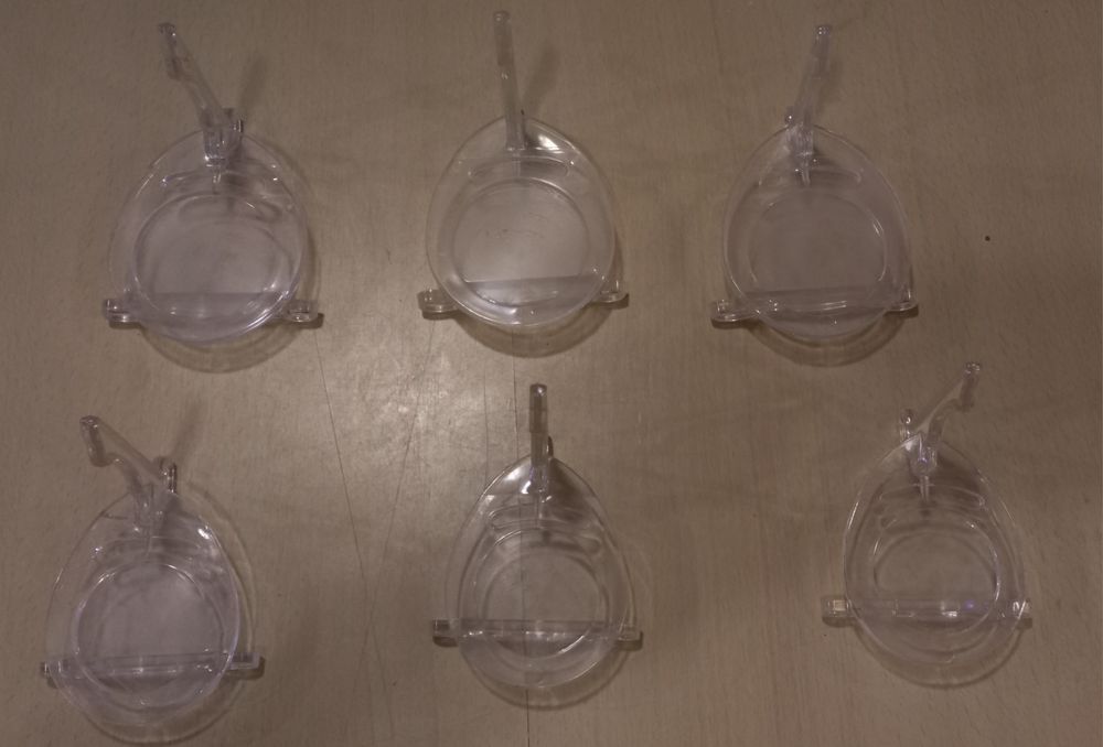 Pianhas - suporte para pratos salvas prata