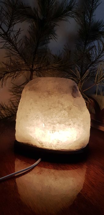 Соляні світилькини, камін