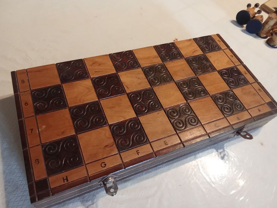 Jogo de Xadrez em madeira, 1970.