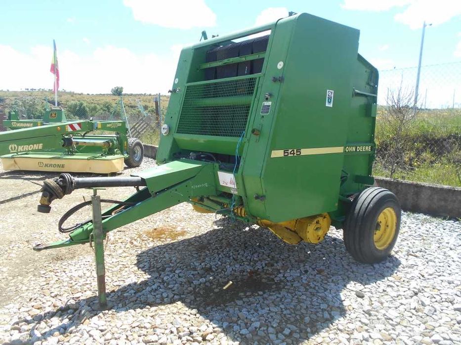Enfardadeira de rolos John Deere 545