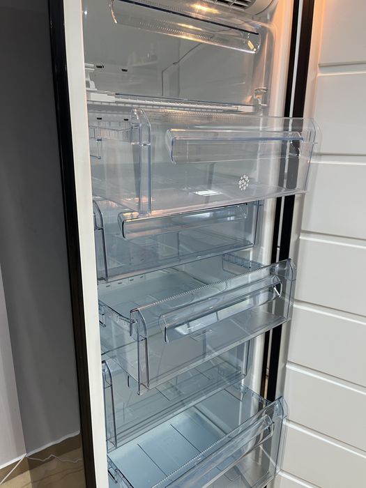 Duża zamrażarka Electrolux noFrost