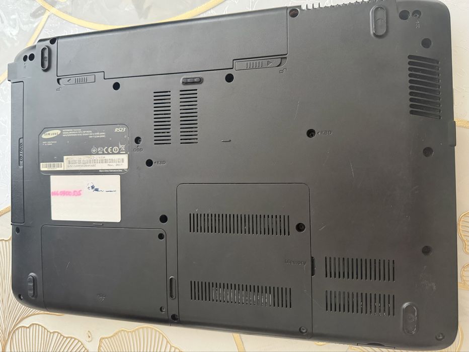 Ноутбук samsung r523