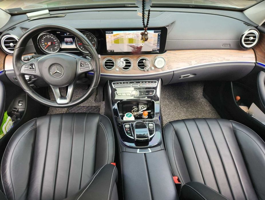 Mercedes E Class (W213) E220d Exclusive можна с ПДВ