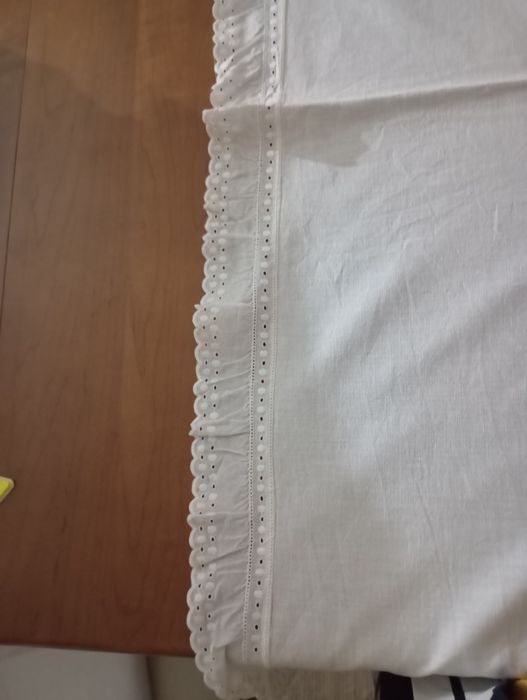 Lençol antigo branco
