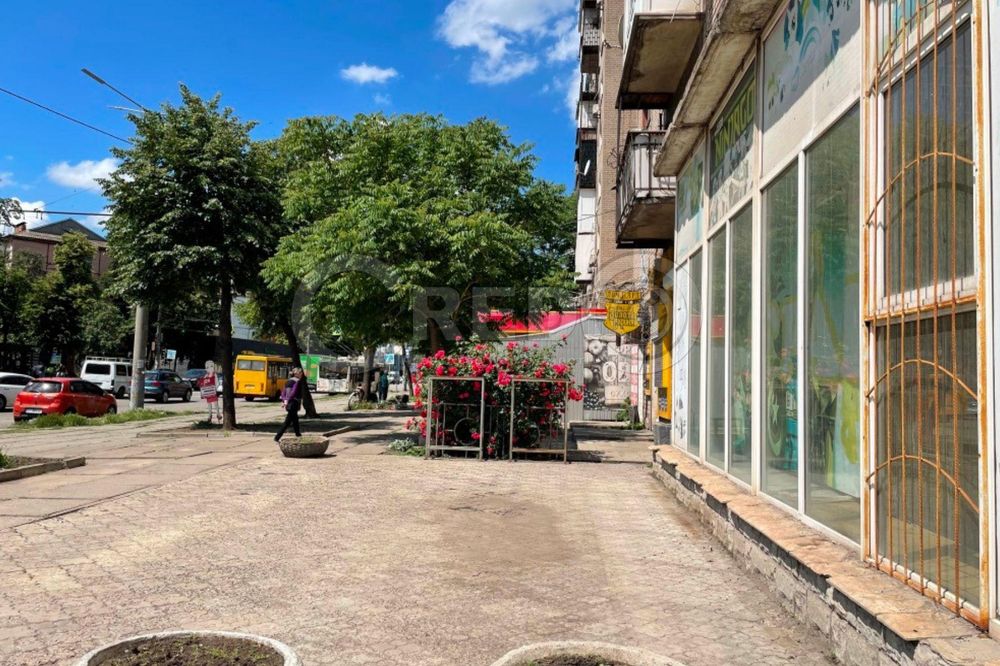 Оренда торгового приміщеня пр. Університетський, 69