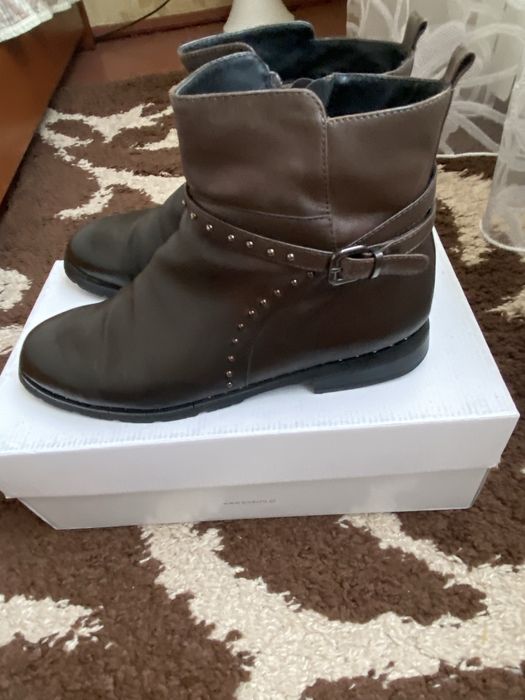 Жіночі зимові напівчеревики