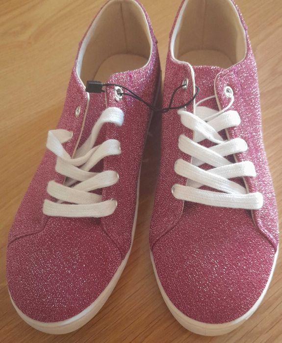 Ténis da marca Lefties (Novo): Tam 38-39