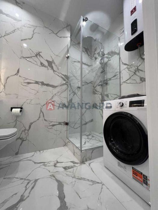 Стильна 1-км квартира з дизайнерським ремонтом у ЖК «Лебединий»