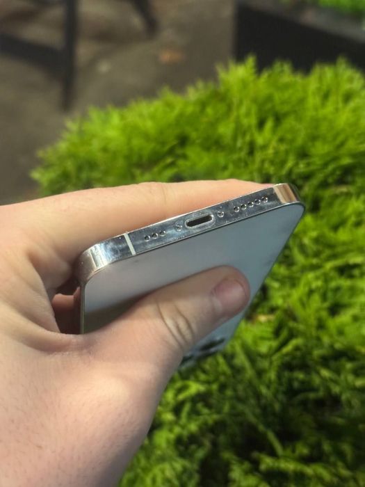 Продам айфон 12 про 128