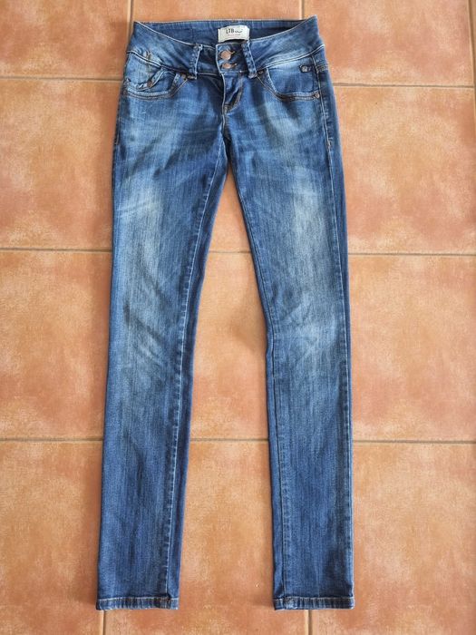 Jeans Calças de ganga
Vários modelos.