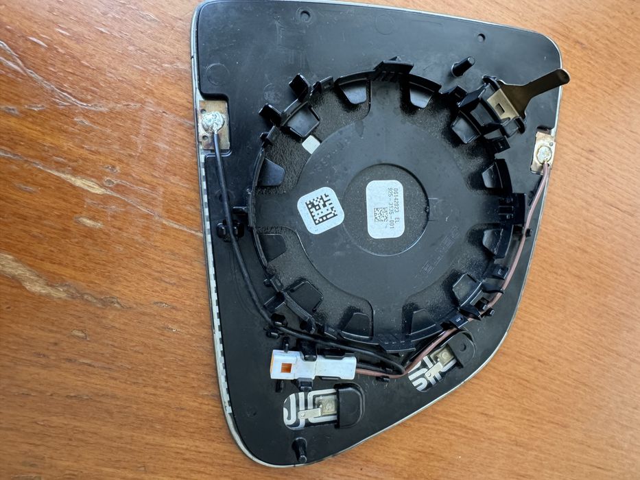 Вкладыш Tesla Model Y  USA